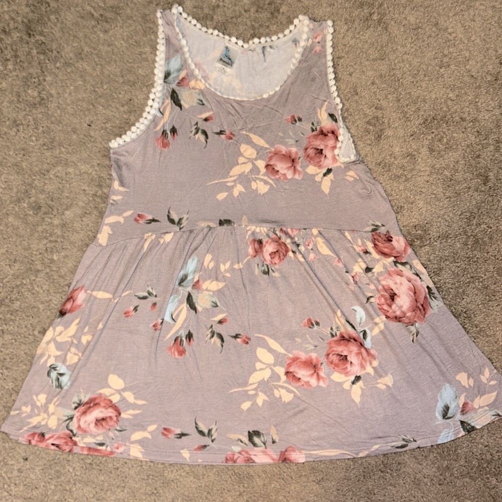 Brenda’s Boutique Gorgeous Women’s Lilac Floral Sleeveless Tank Top.
